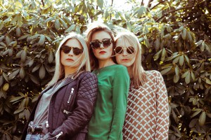 Portraitieren im Netz starke weibliche Persönlichkeiten: Anna Weilberg, Katharina Charpian und Lisa van Houtem von Femtastics. Foto: Janna Tode